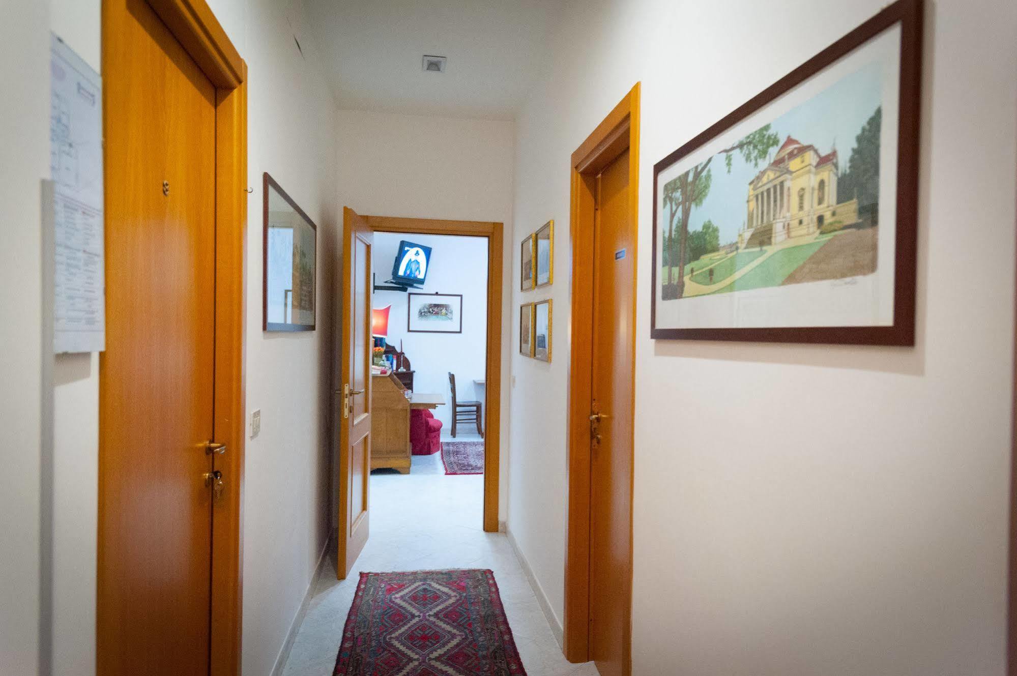 A Casa Di Serena A San Pietro Roma Buitenkant foto